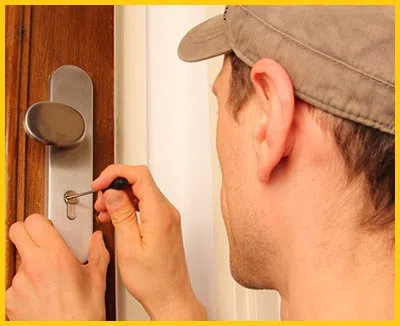 Dayton Neighborhood Locksmith Dayton, OH 937-675-4054 Dayton Neighborhood Locksmith Dayton, OH 937-675-4054 - 23-6